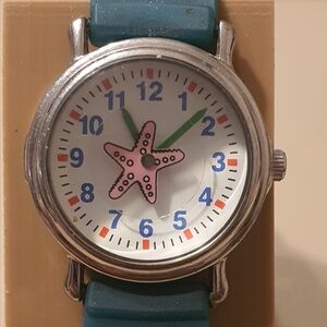 🦋10/$20🦋 Silver/White Rotating Starfish Unisex Kid's Watch